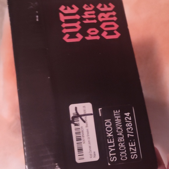 Cute to the core shoes - Picture 6 of 6